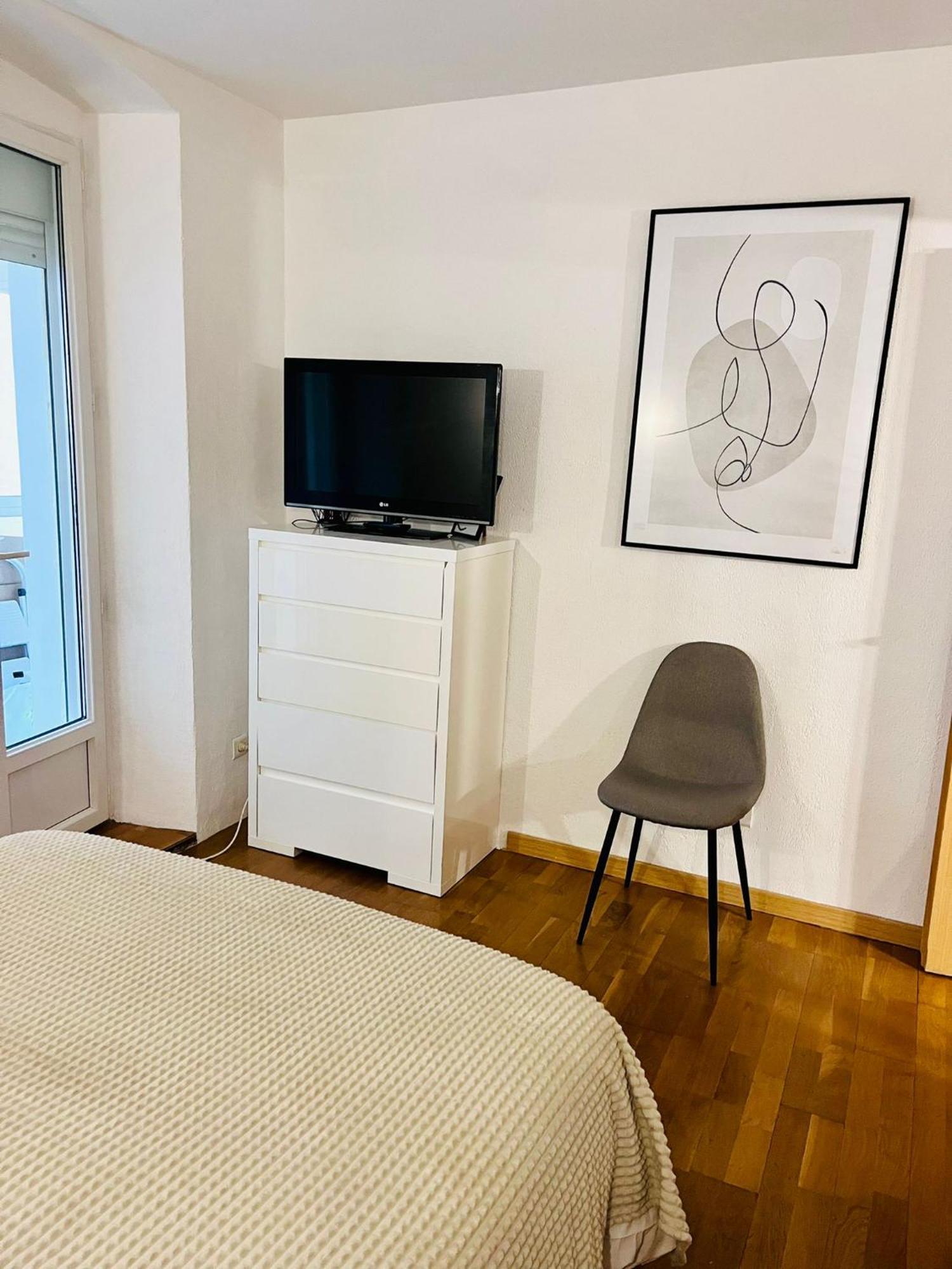 Centre-ville Apartment *